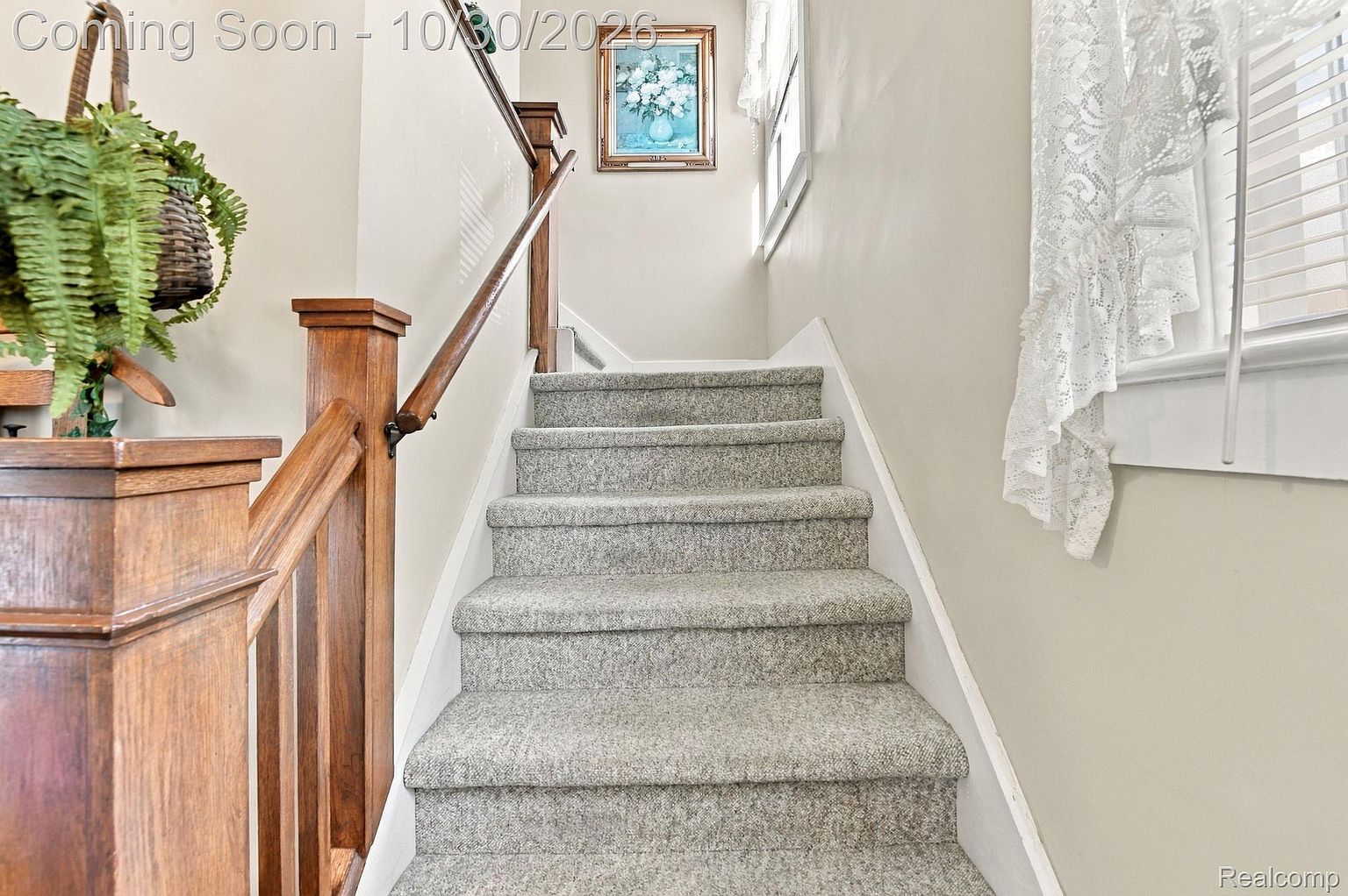 411 Hawthorn Ave, photo 12
