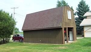3rd image of 5670 Lakeview Dr