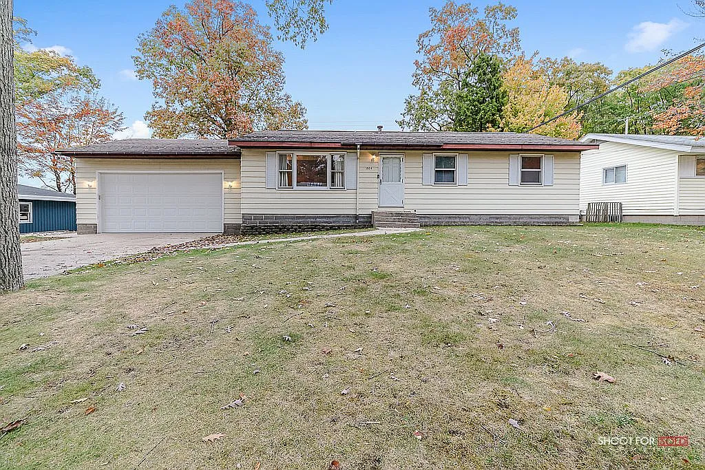 1804 Bonneville Dr photo 1
