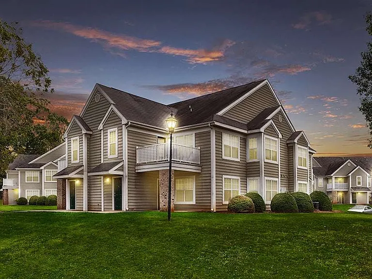 Stonebrook Apartments