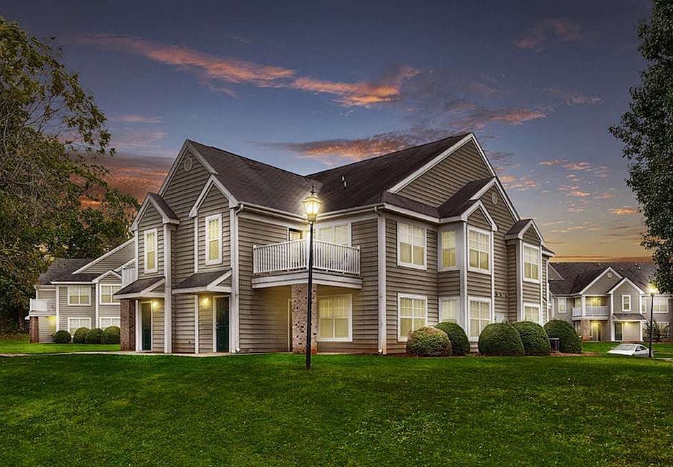 Stonebrook Apartments - 1301 E Dogwood Dr Mebane NC | Zillow