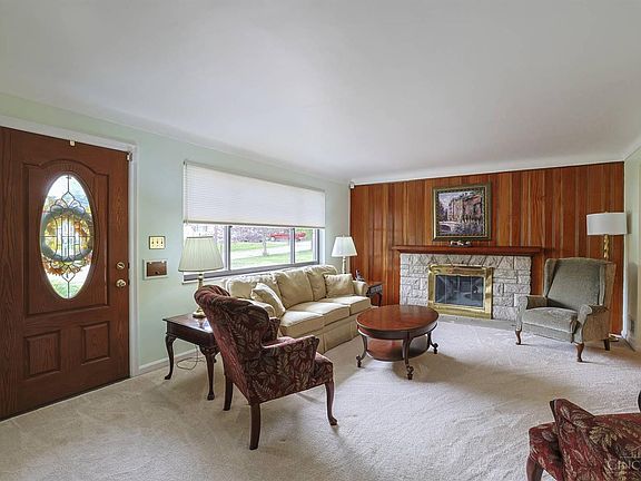 4th image of 2110 Simbury Ct