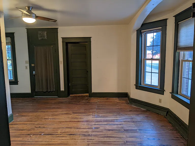 201 W King St #1 — Photo 21