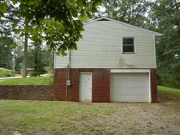 3rd image of 6345 W Hickory Hill Dr