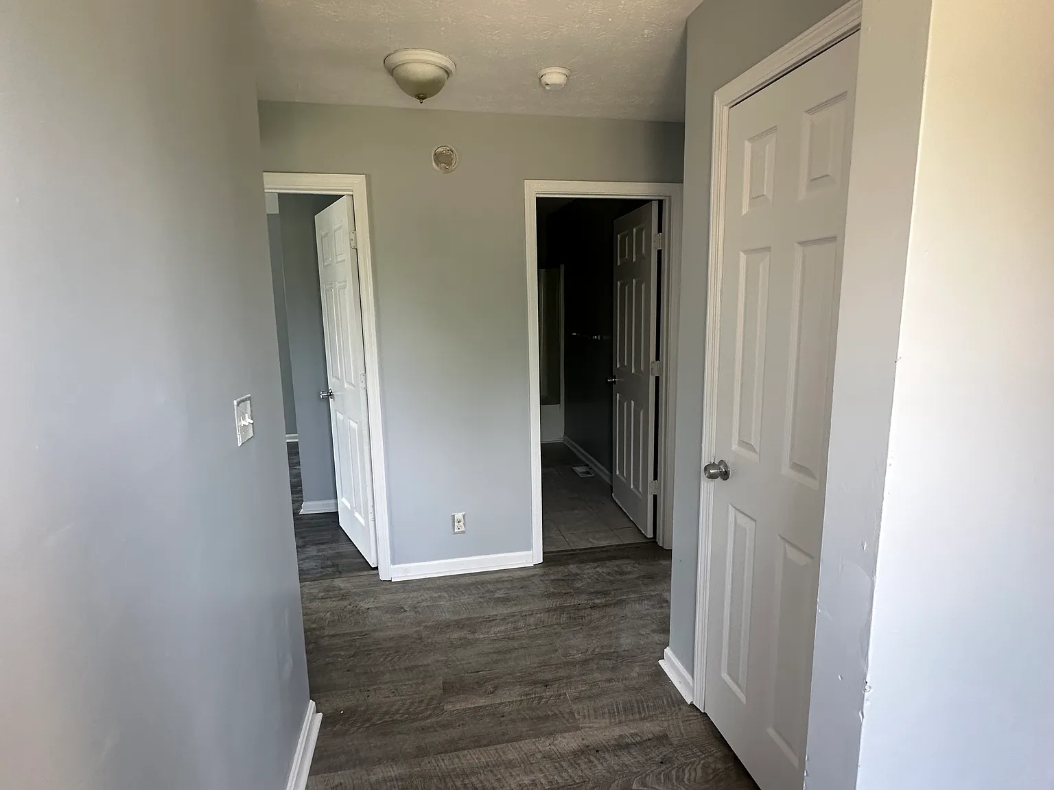 4 bed, 2.5 bath, 1372 sqft, $1,750 — Photo 2