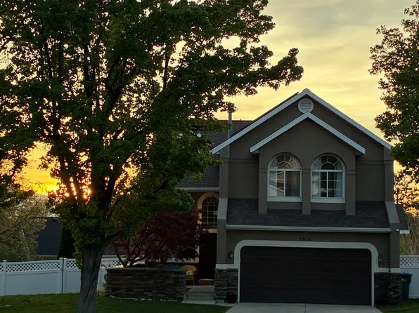 7910 S Pear Tree Cir, Sandy, UT 84094