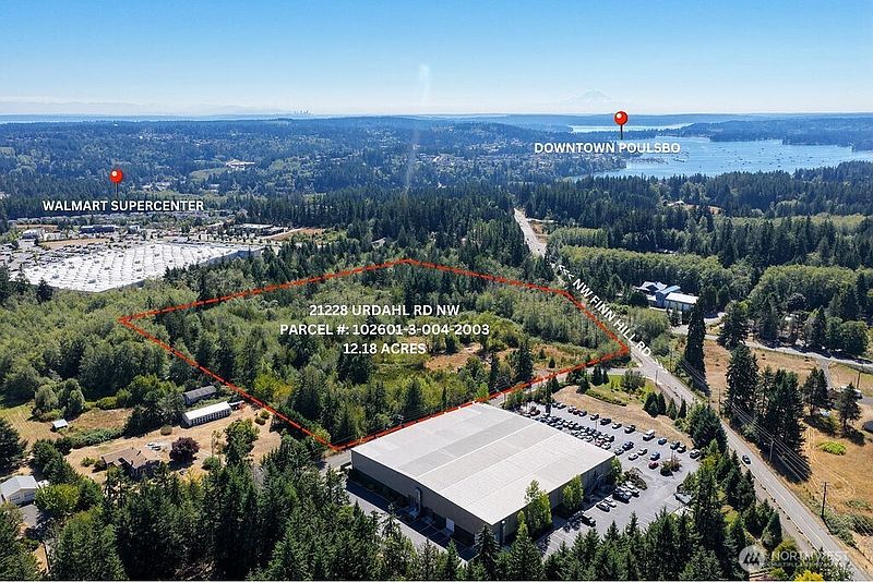 3rd image of 21228 Finn Hill Road NW