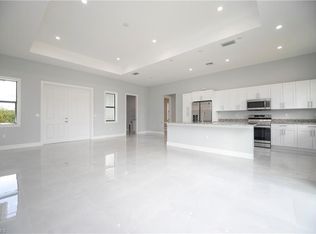 4236 16th Ave SE, Naples, FL 34117