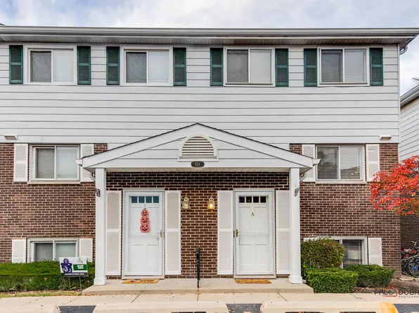 551 W Park Ave APT A, Libertyville, IL 60048