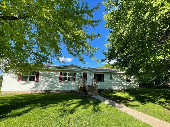 406 Hudson Ave, Marshall, MN 56258