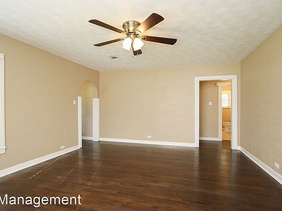 4th image of 811 10th Ave N