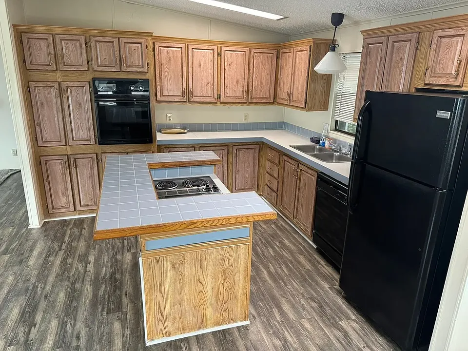 2600 Harden Blvd #342