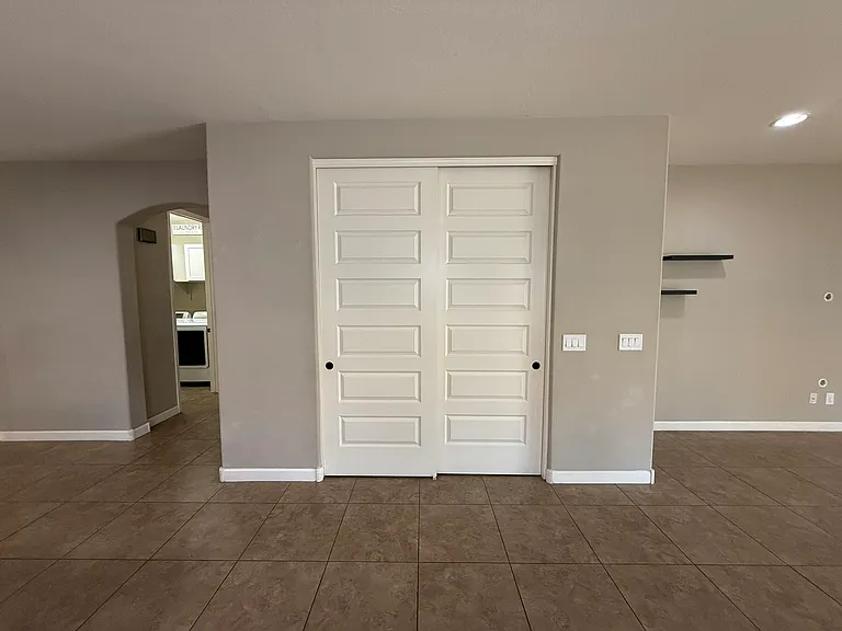 7579 W Marconi Ave — Photo 8