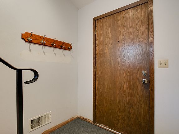 5th image of 5629 Upper 136th Street Ct