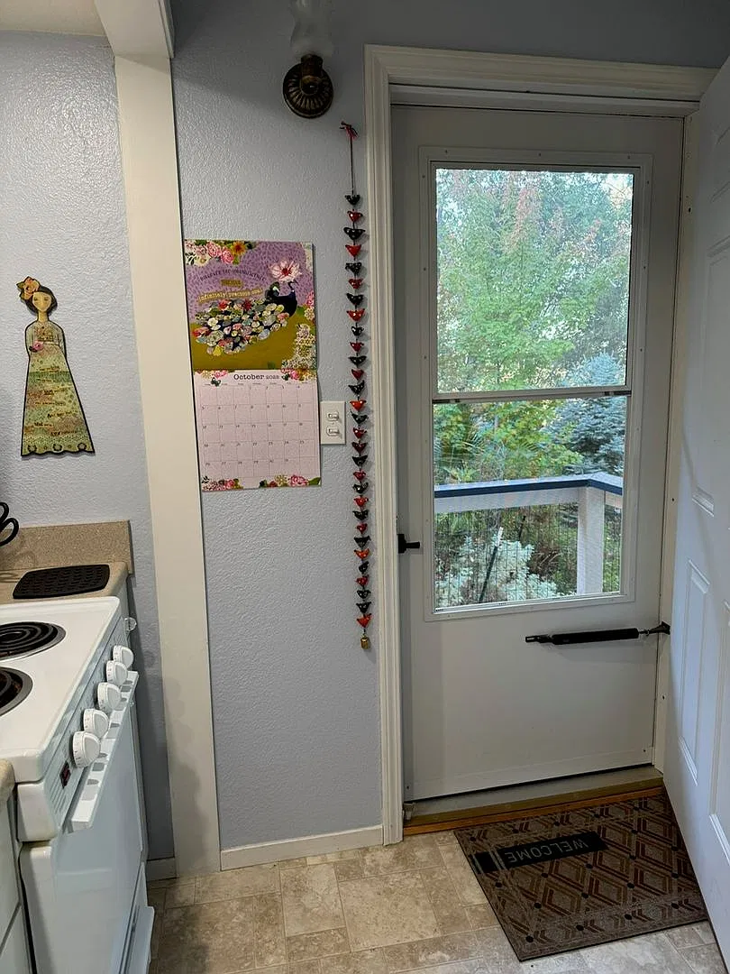 Downstairs Apartment in Lake Wildwood Home — Photo 3