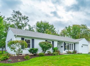 1831 N Kaspar Ave, Arlington Heights, IL 60004