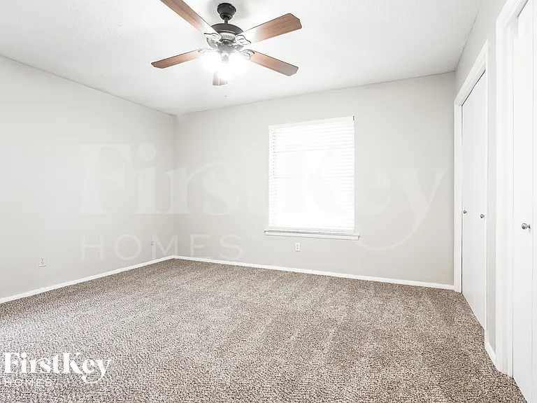 1424 Wreyhill Dr — Photo 13