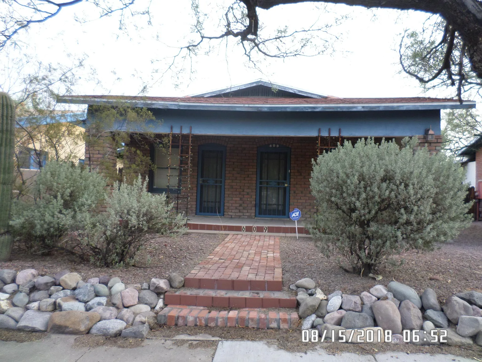 2 bed, 900 sqft, $1,495 — Photo 1