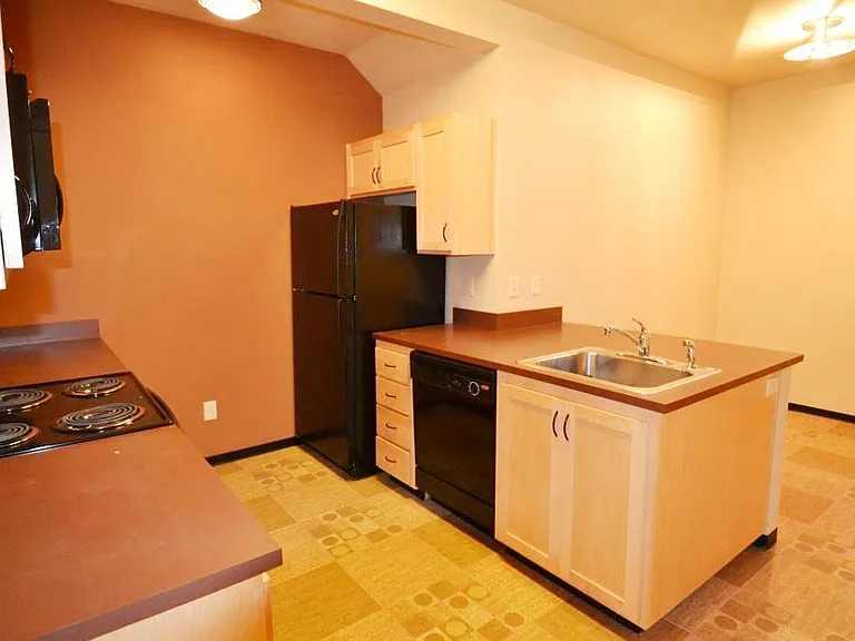 1754 Patterson St #19 — Photo 3