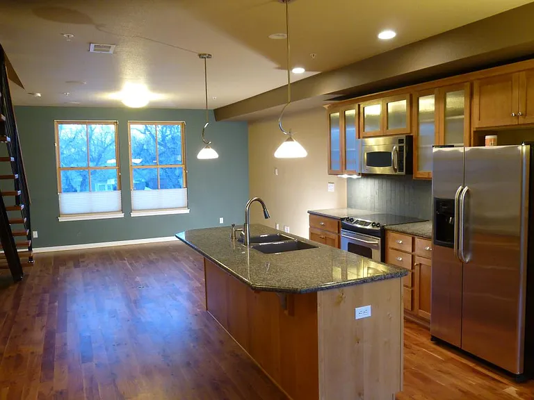 KITCHEN 13