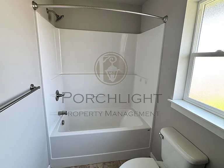 8841 Line Rd #3 — Photo 21