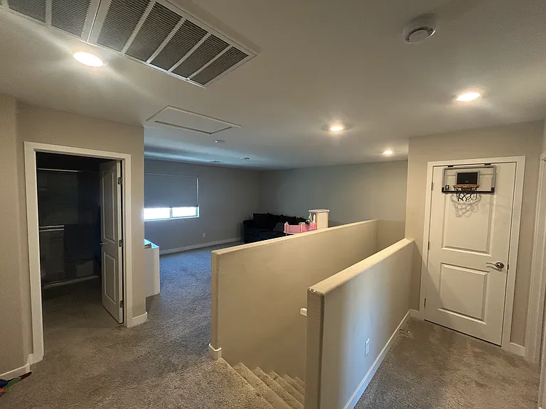 1357 Mariposa Way — Photo 14