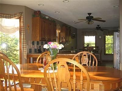4th image of 707 Speer Dr