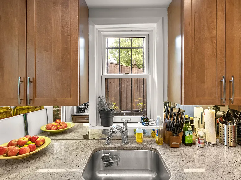 3909 Watson Pl NW — Photo 9