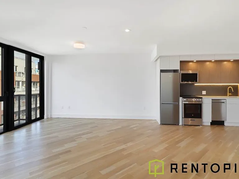 5 Withers St #4D — Photo 5