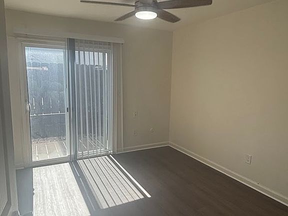 4th image of 3030 C St APT 04