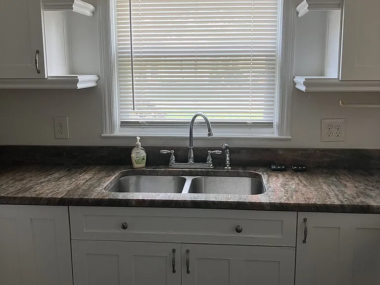 6836 Robin Dr — Photo 10