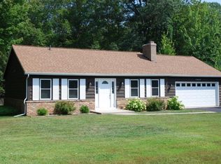 7682 Woodlea Dr, Oscoda, MI 48750