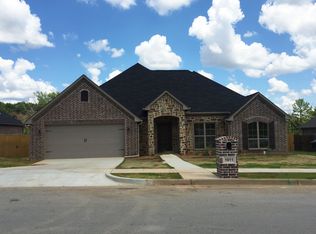 1011 Crescent Hill Ct, Bullard, TX 75757