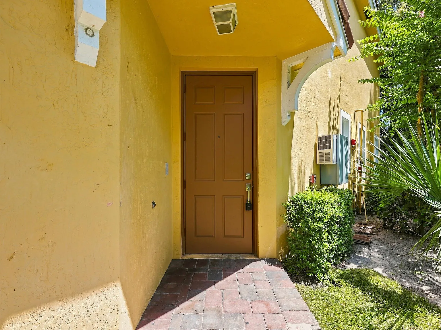 3 bed, 2.5 bath, 1609 sqft, $2,800 — Photo 4