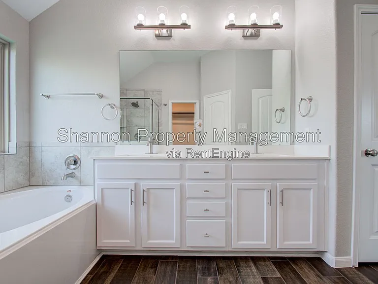 9547 Summer River Dr — Photo 20