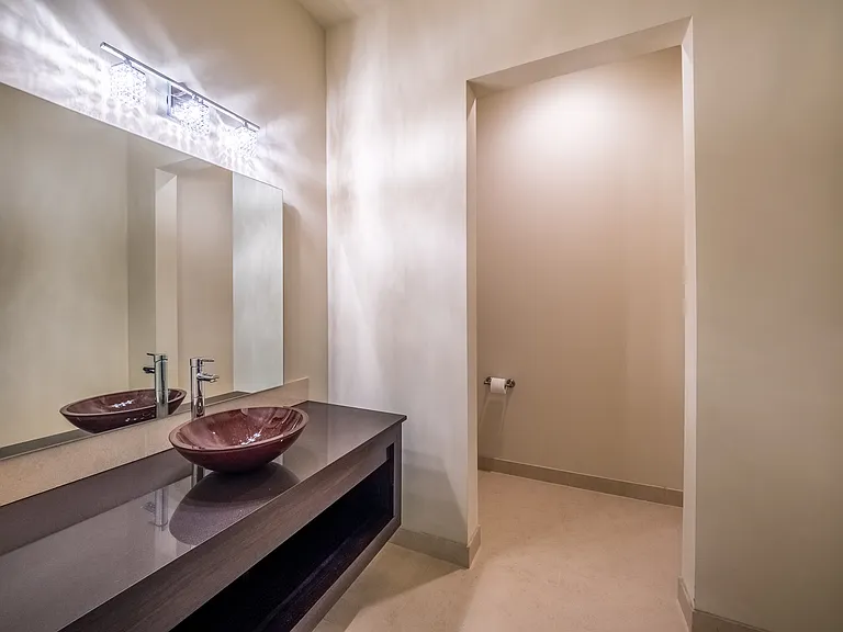 7426 Yonie Ct — Photo 25