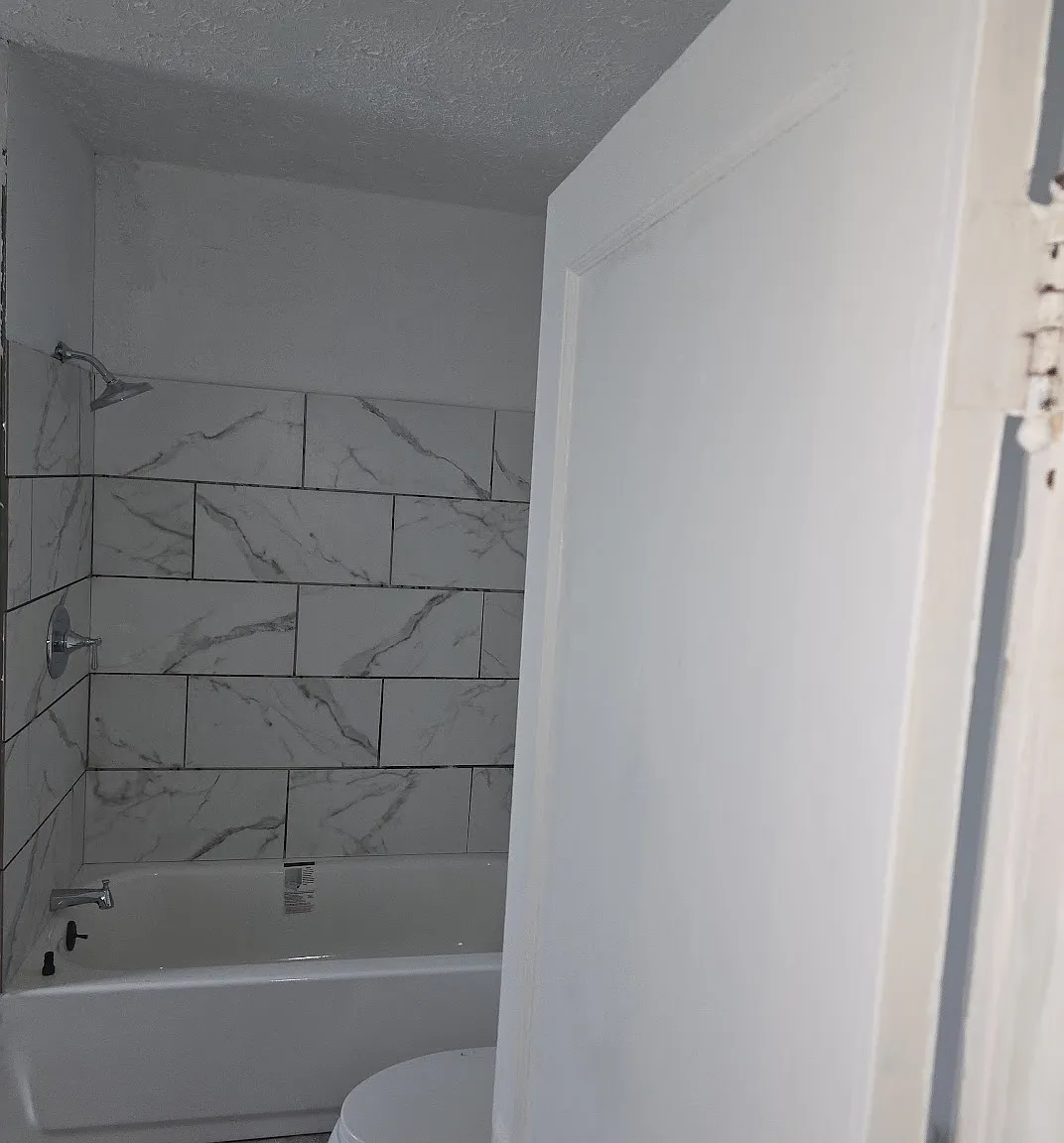 3 bed, 1.5 bath, 1166 sqft, $1,350 — Photo 2