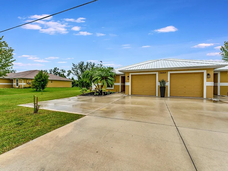 26059 Sandhill Blvd #B — Photo 8