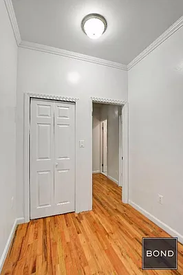 Rented by Bond New York | media 9