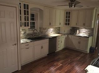 225 Calvin Ln, Payneville, KY 40157