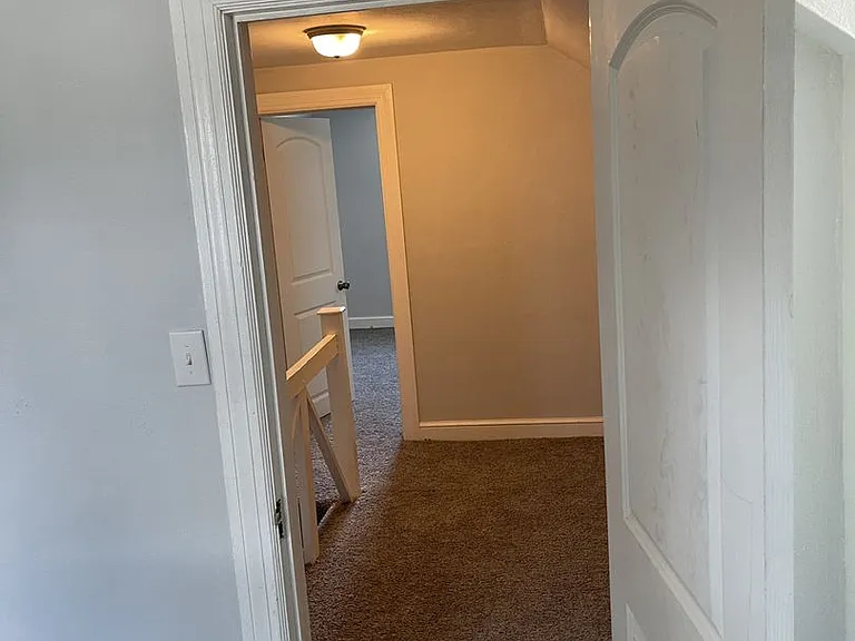 8 Ansell Ave — Photo 5