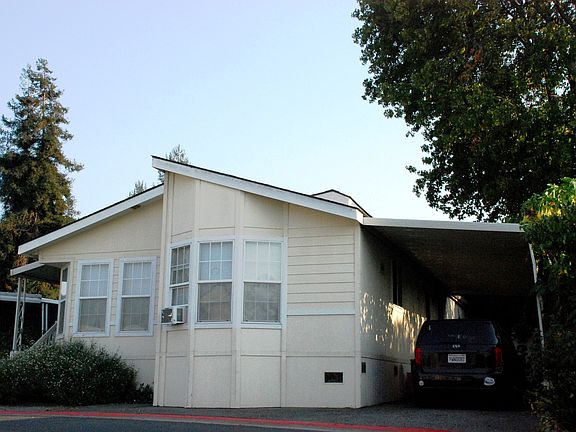 3rd image of 2630 Parkside Dr #58