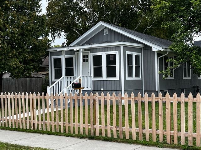 1st image of 1119 Argonne Dr