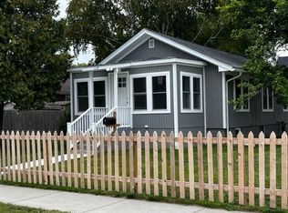 1119 Argonne Dr, North Chicago, IL 60064