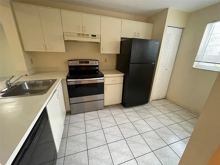 426 NE 210th Circle Ter #2-103 — Photo 6