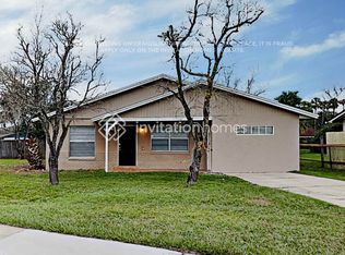 13 Elkwood Ct, Winter Springs, FL 32708