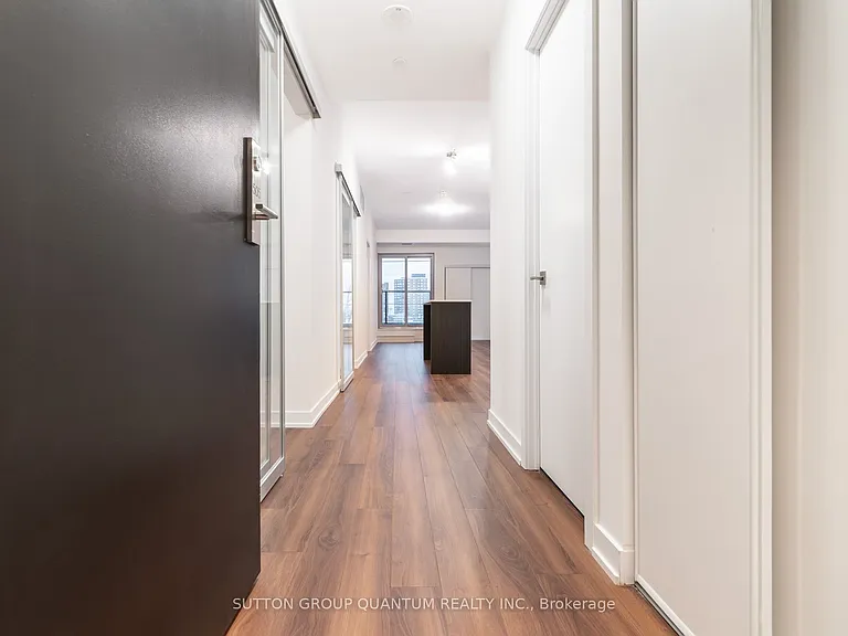 2433 Dufferin St #505 — Photo 2