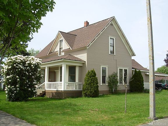 2nd image of 276 Cherry St