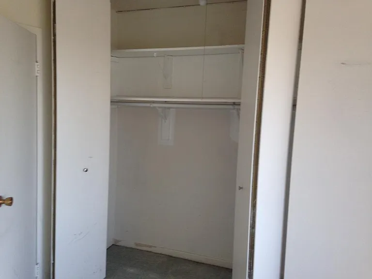 3930 N Pine Grove Ave #24 — Photo 5