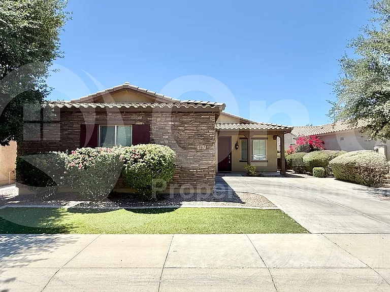263 E Jade Dr — Photo 1